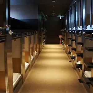 Men Only Capsule & Sauna, Bathhouse 男性専用サウナ&カプセル Minami Roppongi 도쿄